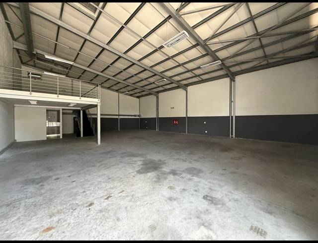 316M² WAREHOUSE TO LET IN BRACKENFELL INDUSTRIAL
